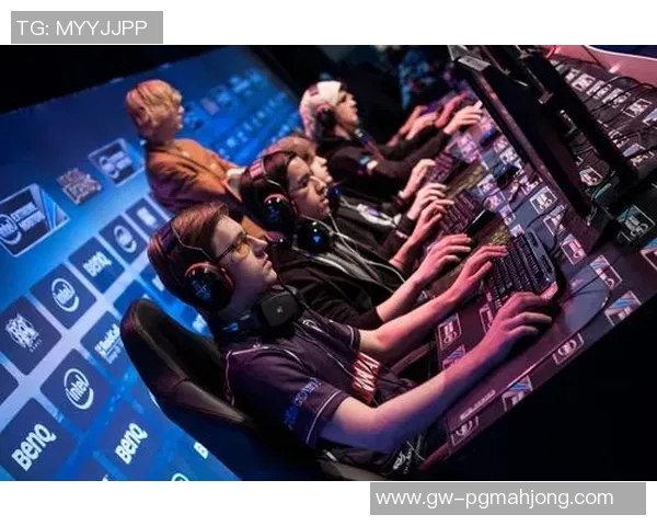 王丽独家分享CSGO游戏技巧与心得体会助你提升竞技水平